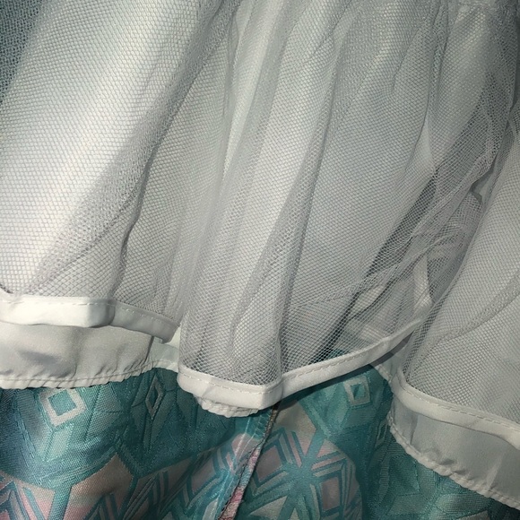 High-Low Fancy Dress👗 - Picture 4 of 8